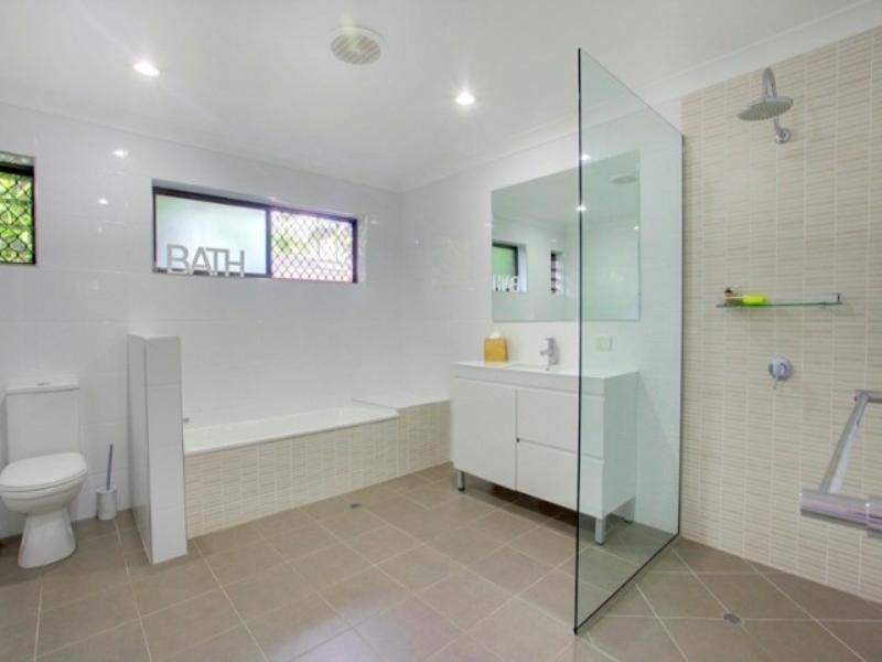 9 Garden Grove Crescent, Kirwan QLD 4817