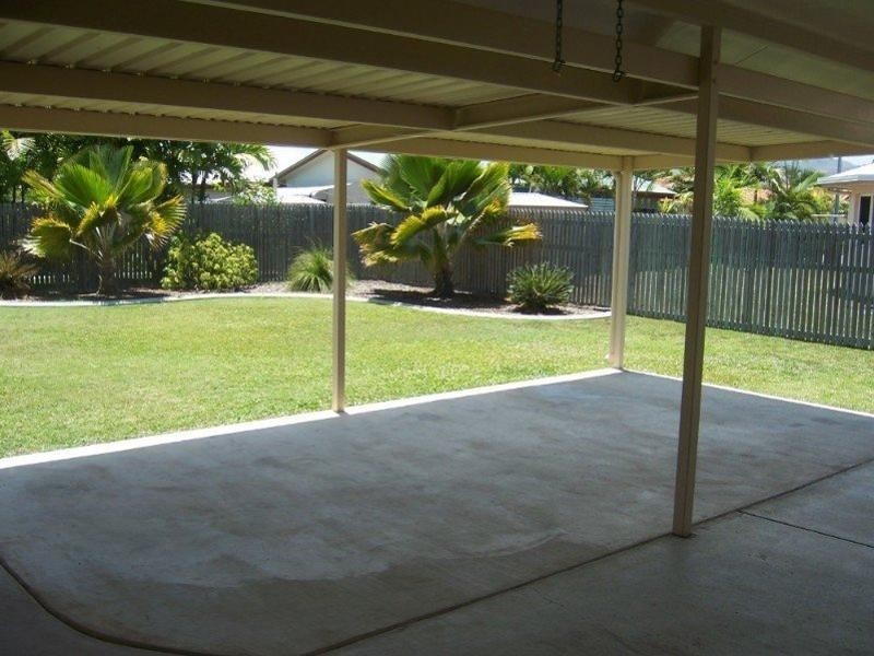 4 Seldon Place, Kirwan QLD 4817