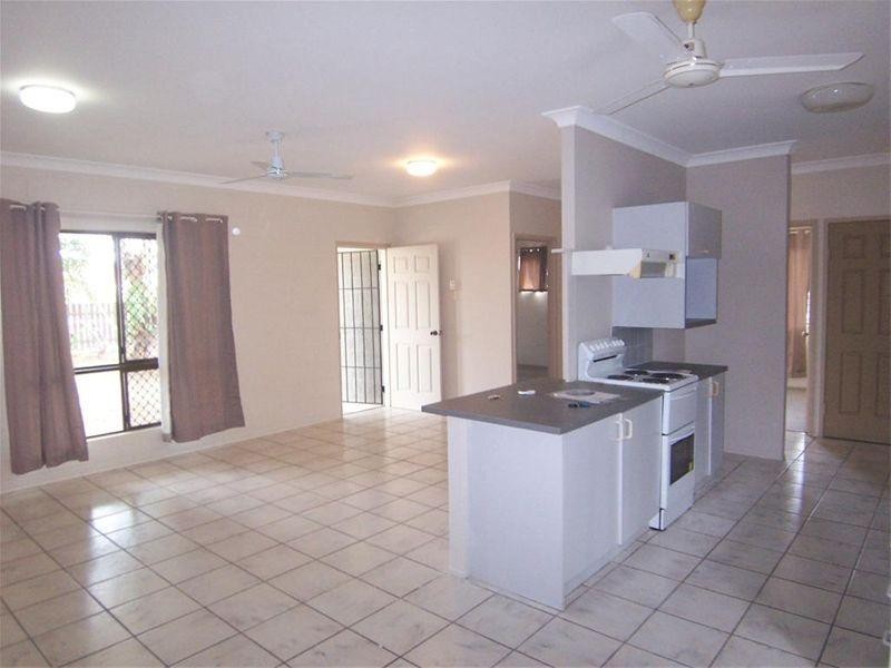 25 Wright Street, Wulguru QLD 4811