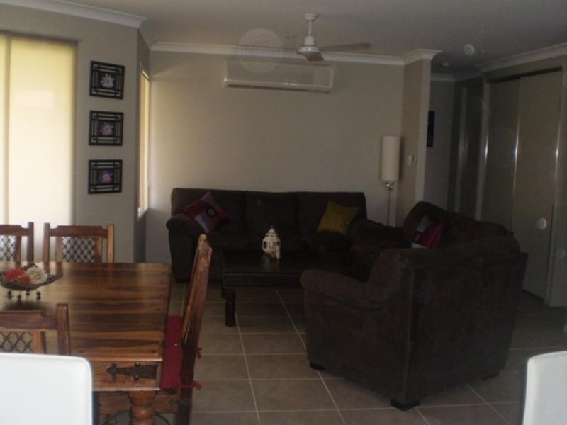 28 Blue Wren Drive, Kelso QLD 4815