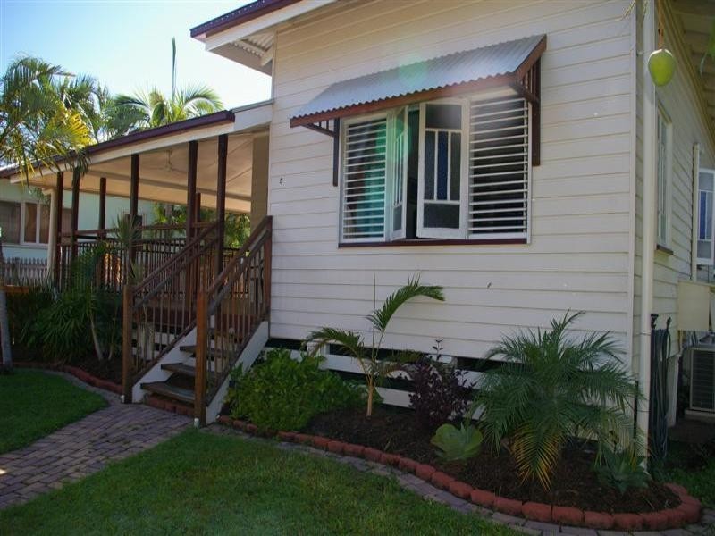 5 Hubert Street, South Townsville QLD 4810