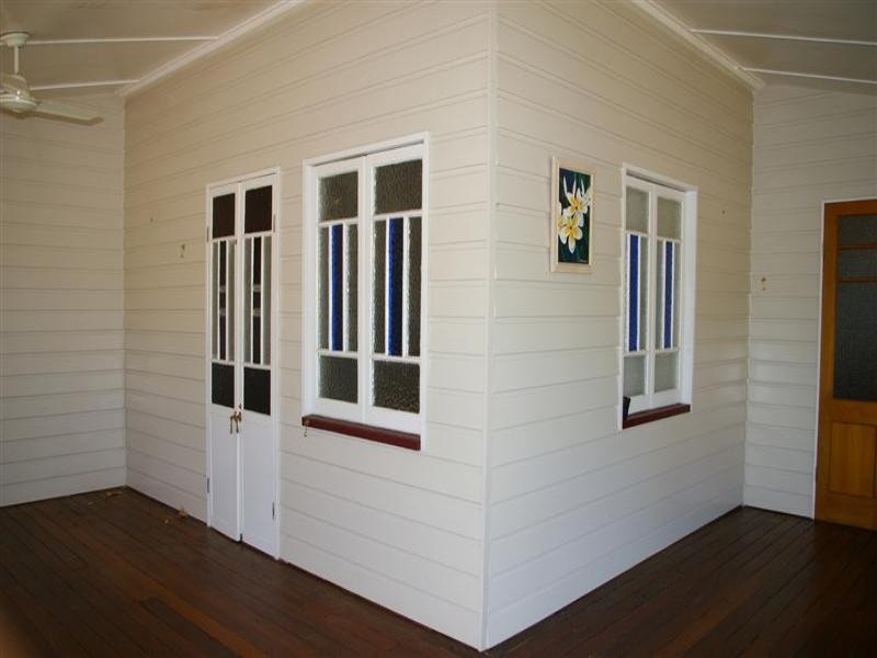 5 Hubert Street, South Townsville QLD 4810