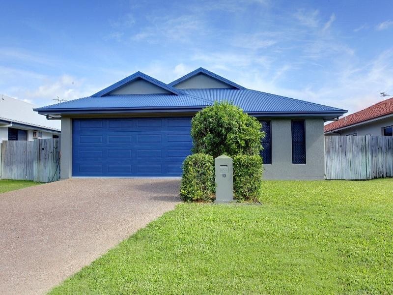 13 Summerlake Cct, FAIRFIELD WATERS, Idalia QLD 4811