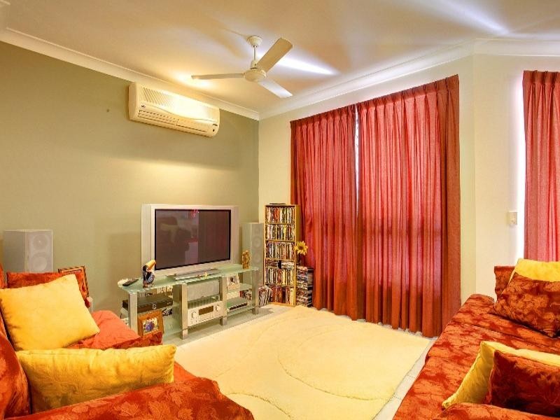 13 Summerlake Cct, FAIRFIELD WATERS, Idalia QLD 4811