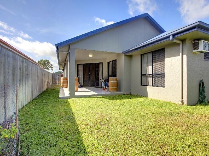 13 Summerlake Cct, FAIRFIELD WATERS, Idalia QLD 4811
