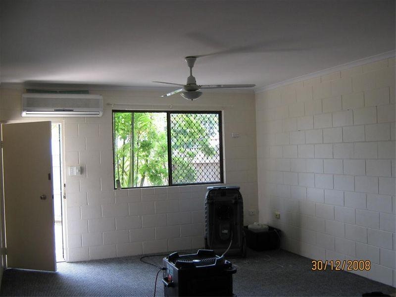 4-19 Gladstone Street, Pimlico QLD 4812