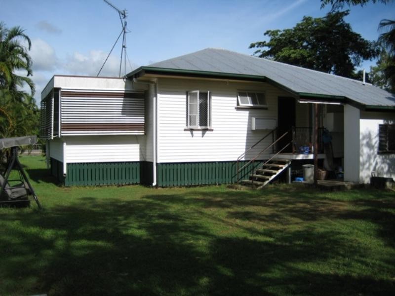 191 Balgal Beach Road, Balgal Beach QLD 4816