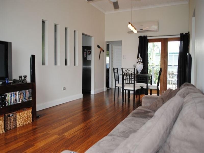 15 McPherson Street, Oonoonba QLD 4811