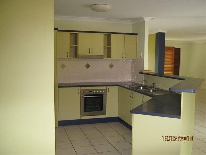 13 Trembath Crescent, Kirwan QLD 4817