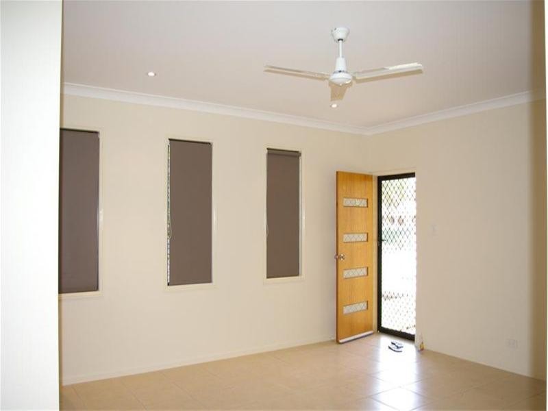 1/33 Gladstone Street, Pimlico QLD 4812