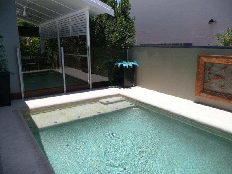 12A Carmody Street, Hermit Park QLD 4812