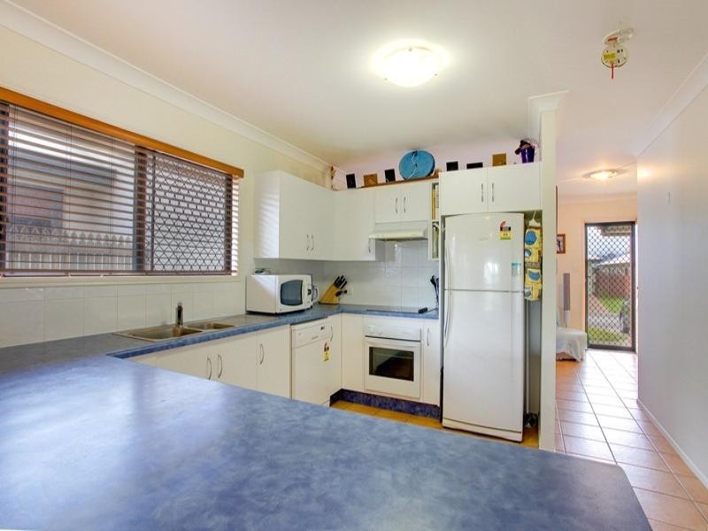 73 Estuary Parade, Douglas QLD 4814
