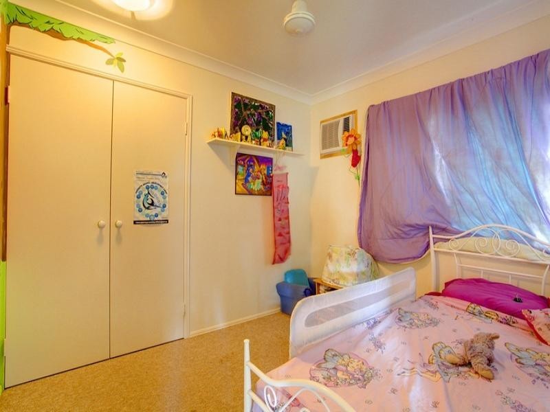 73 Estuary Parade, Douglas QLD 4814