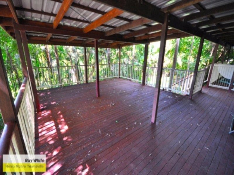 14 Mirimar Crescent, Magnetic Island QLD 4819