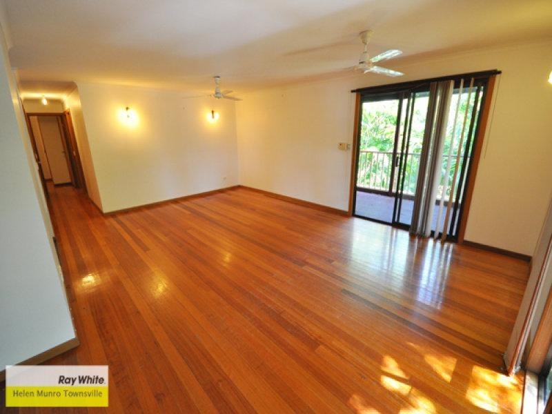 14 Mirimar Crescent, Magnetic Island QLD 4819