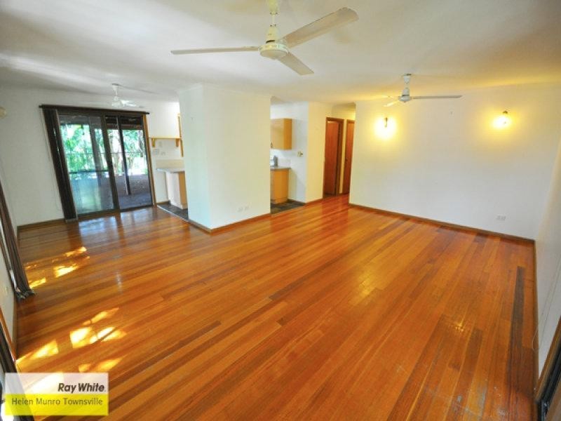 14 Mirimar Crescent, Magnetic Island QLD 4819