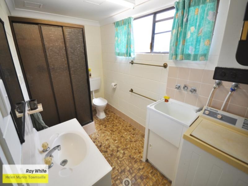 2/23 Yates Street, Magnetic Island QLD 4819