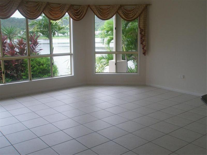 52 Martinez Avenue, West End, Townsville QLD 4810