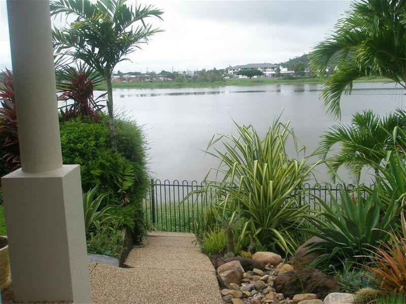 52 Martinez Avenue, West End, Townsville QLD 4810