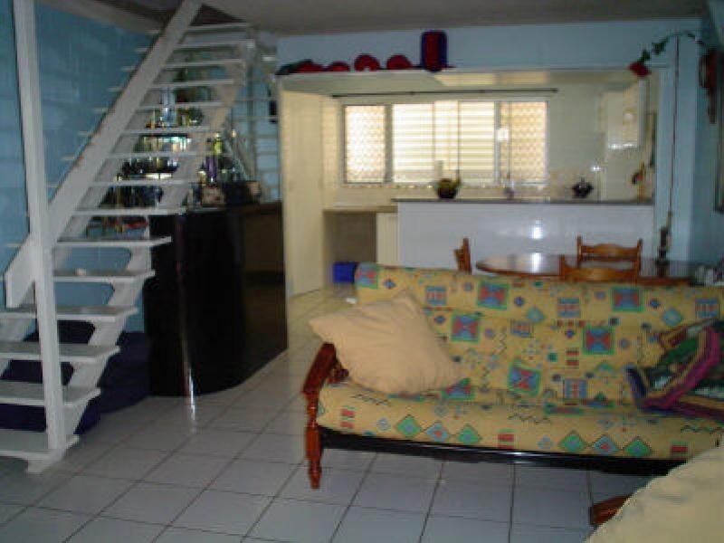 4/17 Gladstone Street, Pimlico QLD 4812