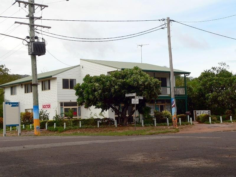 11 Pacific Drive, Magnetic Island QLD 4819