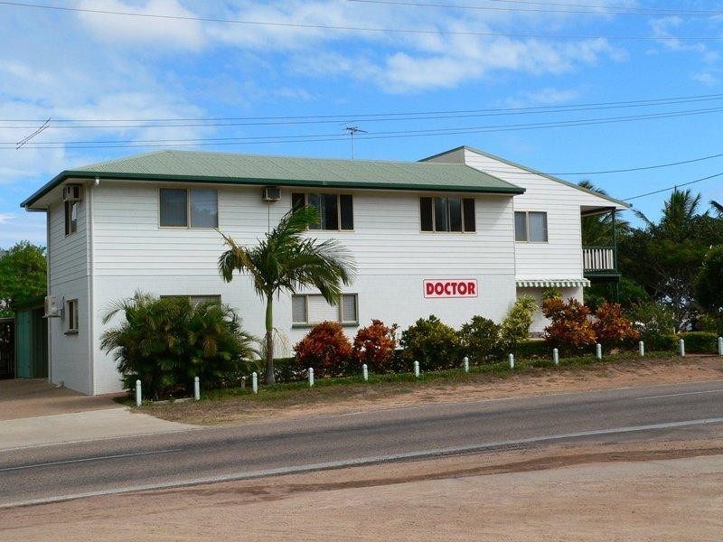 11 Pacific Drive, Magnetic Island QLD 4819