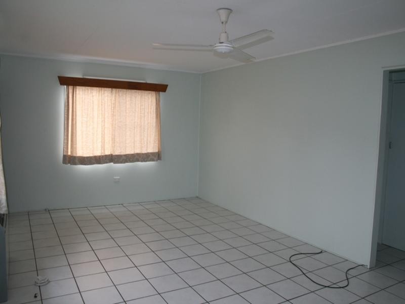 5 Wattle Street, Kirwan QLD 4817