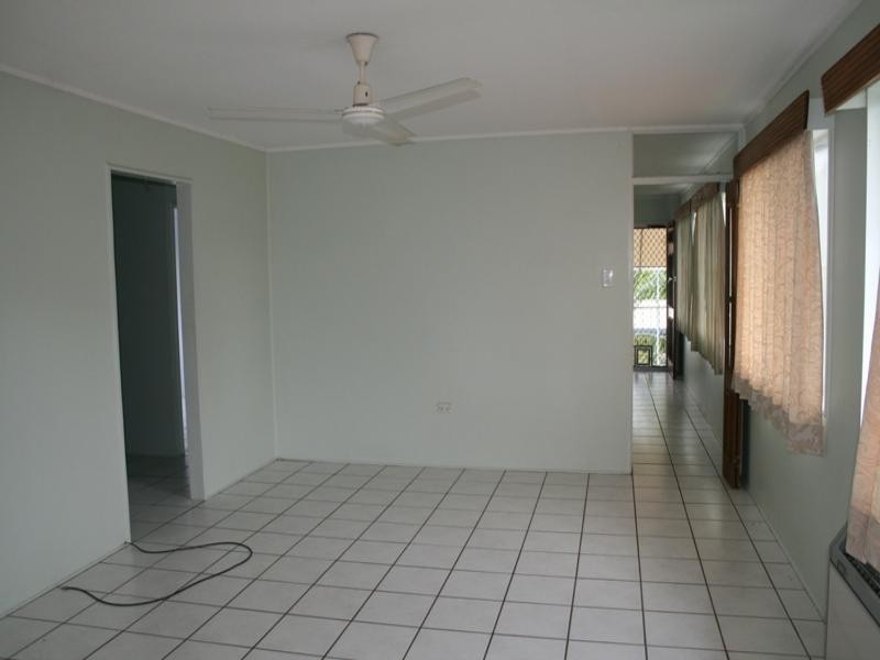 5 Wattle Street, Kirwan QLD 4817