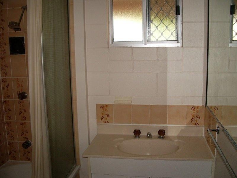 53 Wattle Street, Cranbrook QLD 4814