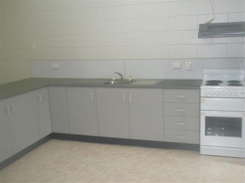 1/18 Maria Street, Rasmussen QLD 4815