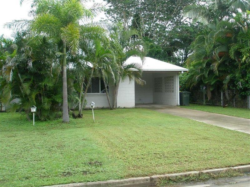 1/18 Maria Street, Rasmussen QLD 4815