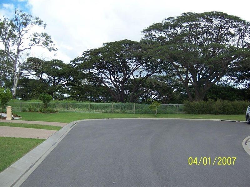 11 Cedarbrook Tce FAIRFIELD WATERS, Idalia QLD 4811