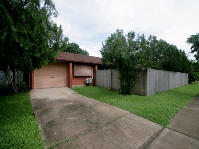 101 Kings Road, Pimlico QLD 4812