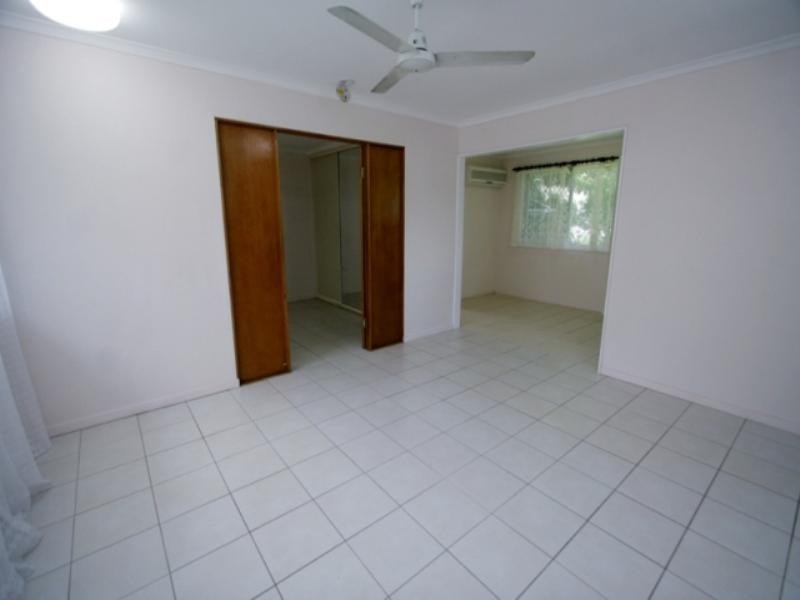 101 Kings Road, Pimlico QLD 4812