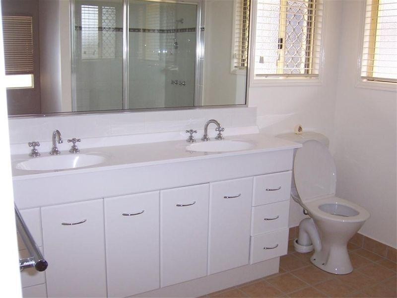 21 Monte Visto Court, Mount Louisa QLD 4814