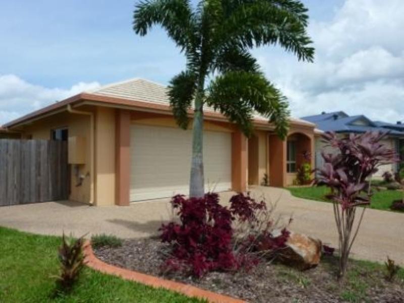 18 Somerville Place, Idalia QLD 4811