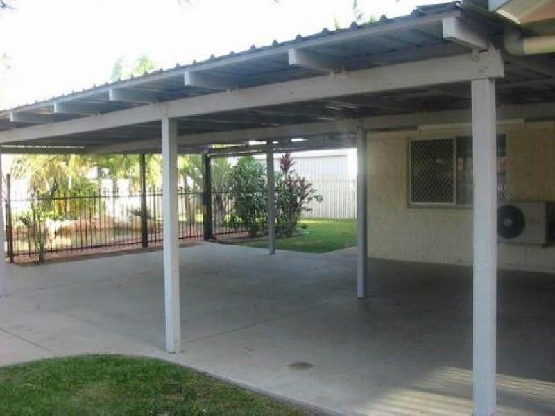 6 Tartan Place, Rasmussen QLD 4815