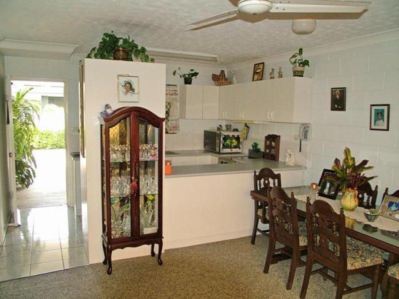 2/37 China Street, Mundingburra QLD 4812