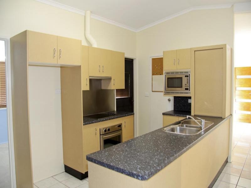136 Albert Street, Cranbrook QLD 4814