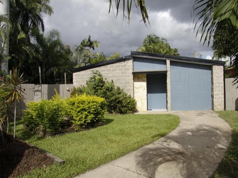 136 Albert Street, Cranbrook QLD 4814
