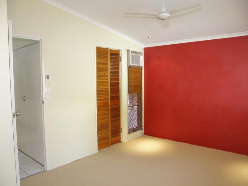 136 Albert Street, Cranbrook QLD 4814