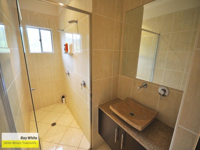 4/34 Warboys Street, Magnetic Island QLD 4819