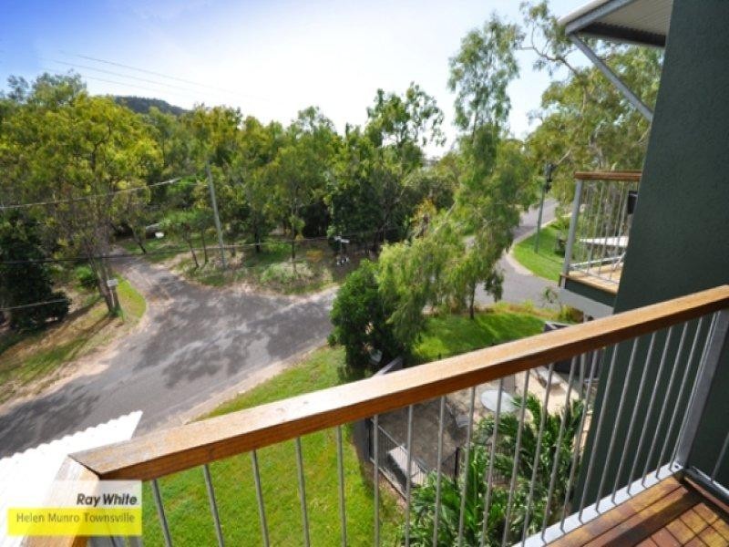 4/34 Warboys Street, Magnetic Island QLD 4819