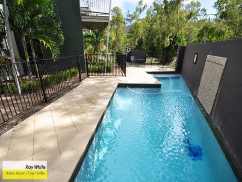 4/34 Warboys Street, Magnetic Island QLD 4819