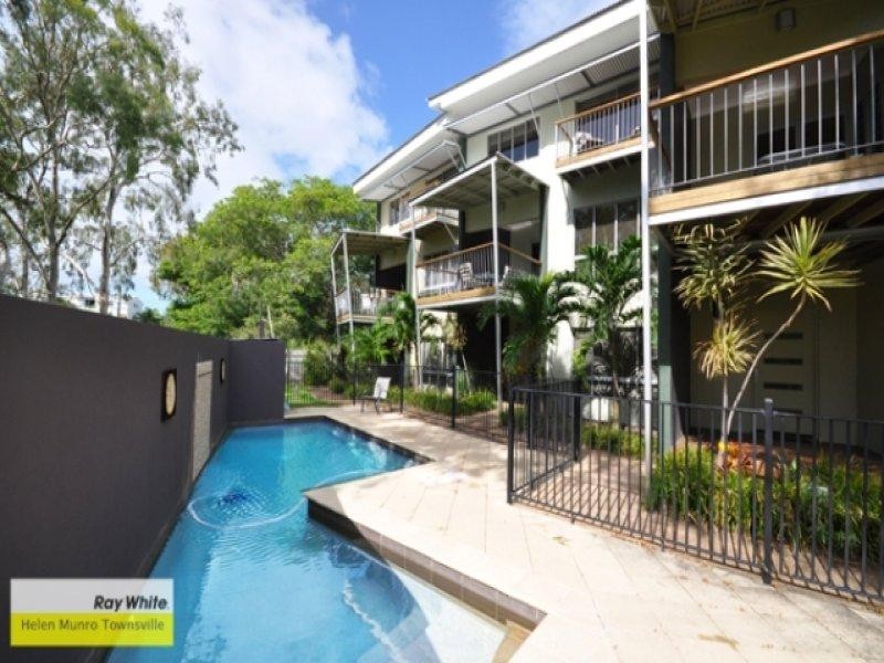 4/34 Warboys Street, Magnetic Island QLD 4819