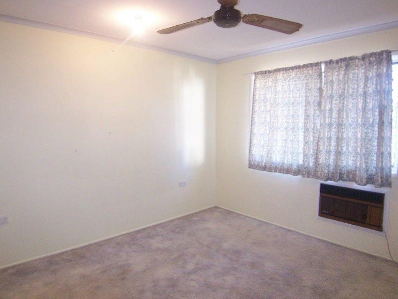 2 Turra Court, Mount Louisa QLD 4814