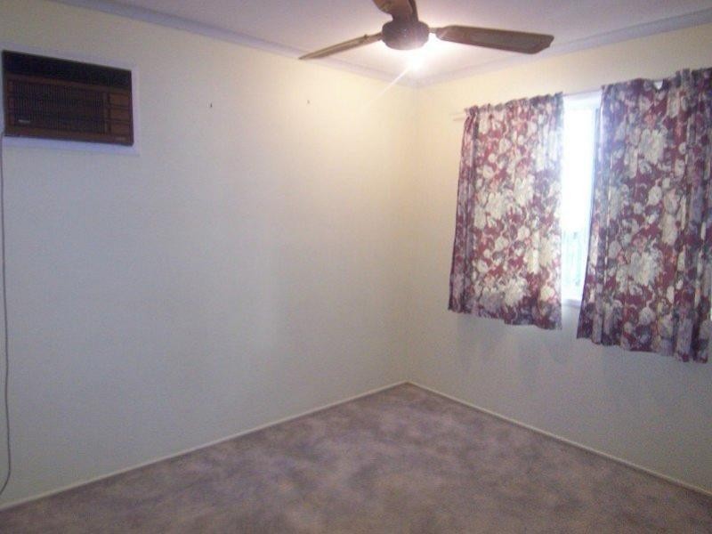 2 Turra Court, Mount Louisa QLD 4814