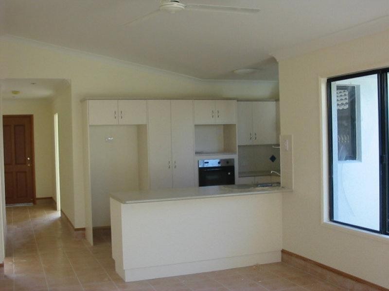 30 Cockatoo Circuit, Douglas QLD 4814