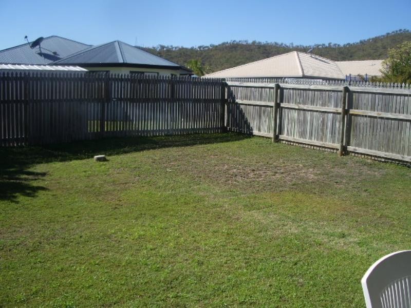 30 Cockatoo Circuit, Douglas QLD 4814