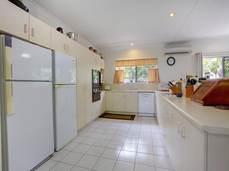 3 Almond Court, Bushland Beach QLD 4818